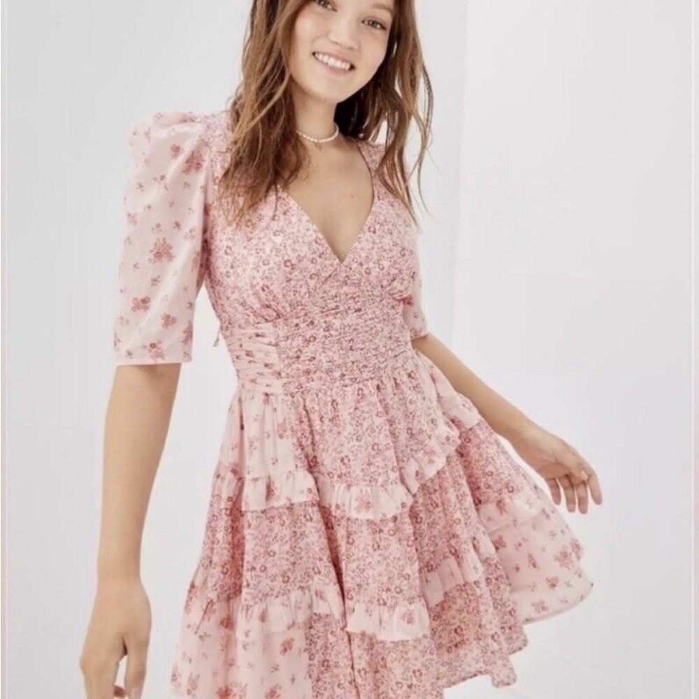 American Eagle Outfitters Blush Floral Mini Dress